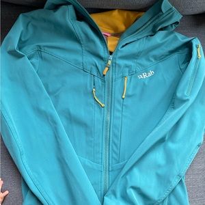 New Rab Women's Upslope waterproof light winter Jacket-size Small